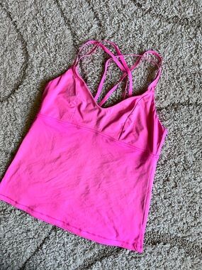 Pink  Athleta swimming top size large 
 #summer#athleta top